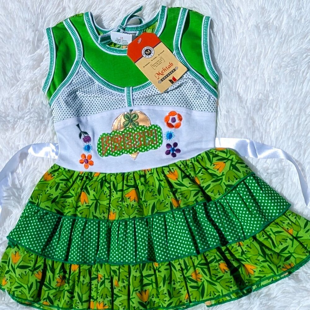 Green Garden Charm: Sleeveless Floral & Polka Dot Dress for Girls - Picture 1 of 4